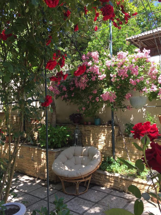 House 41 Bed and Breakfast Τυφλίδα Εξωτερικό φωτογραφία