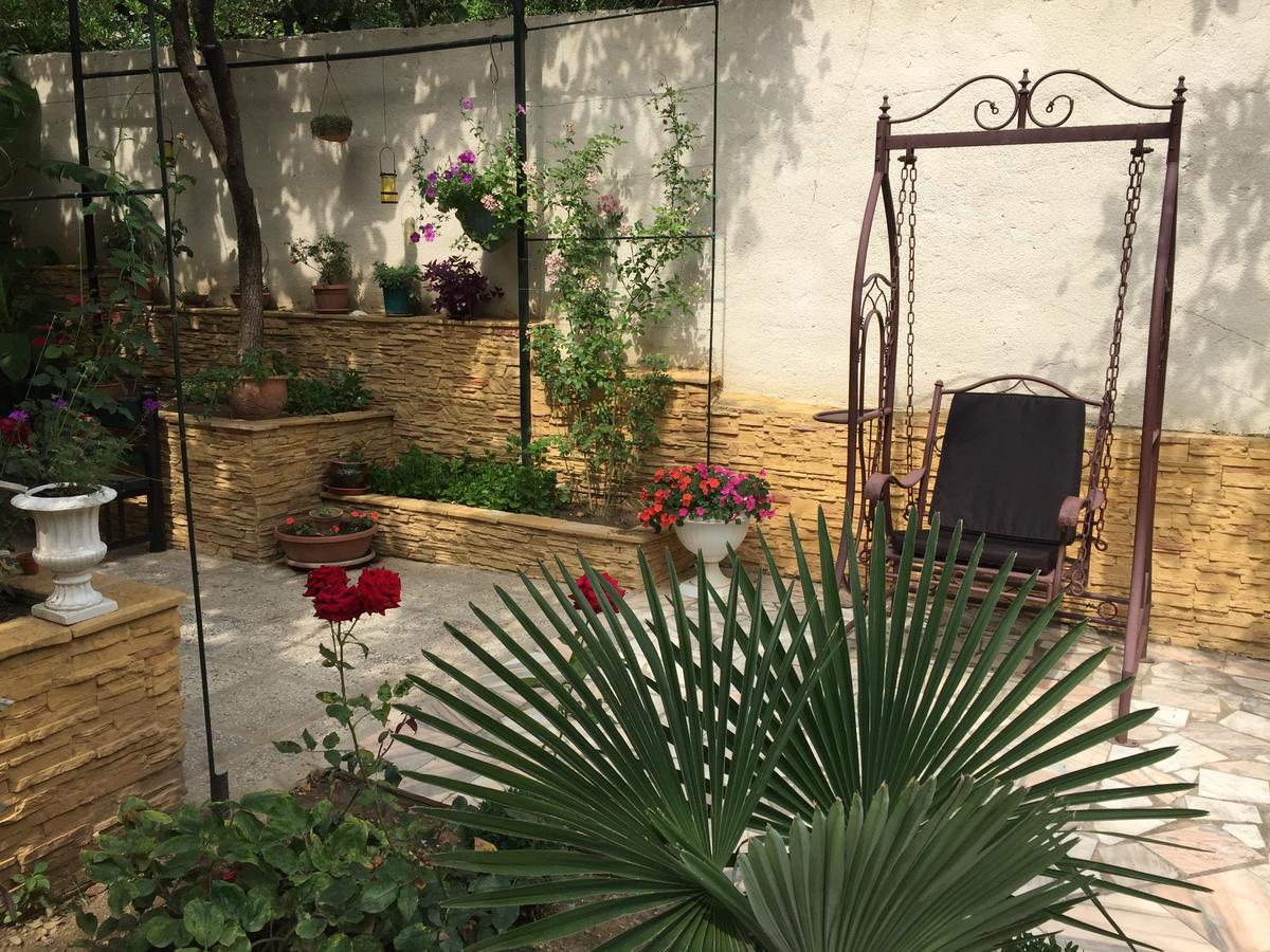House 41 Bed and Breakfast Τυφλίδα Εξωτερικό φωτογραφία